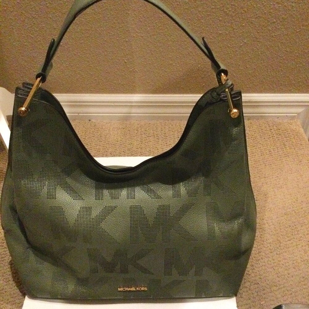 Michael Kors Oversized Shoulder Bag